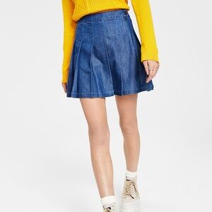 TOMMY HILFIGER SIZE 14 (PLUS SIZE) SKIRT! NEVER WORN